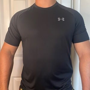 Mens under armor gym tee